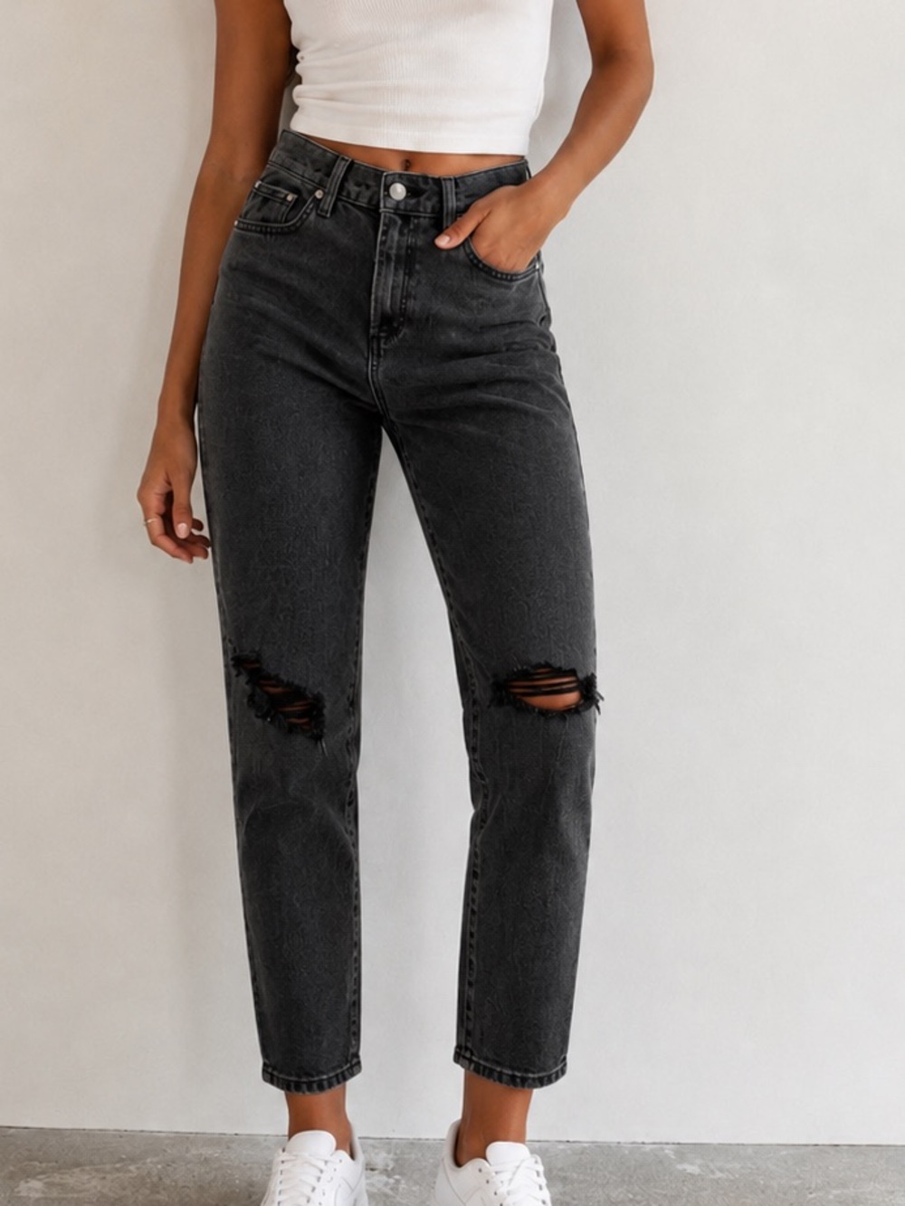 Joe's The Lara Mid-Rise Cigarette Straight-Leg Ankle Jeans - Faded Black